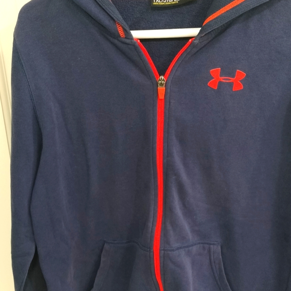 Under Armour boys hoodie
